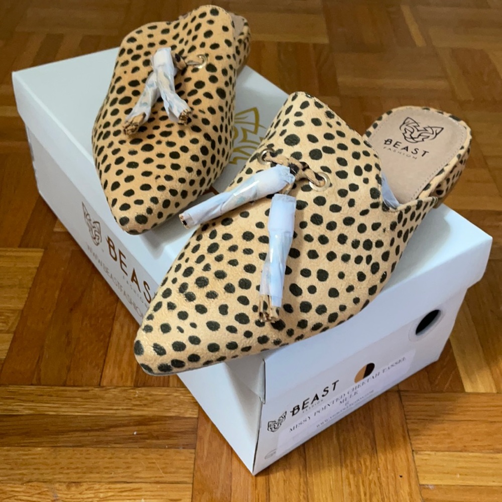 VICI BEASTFASHION Pointed Cheetah Tassel Mules